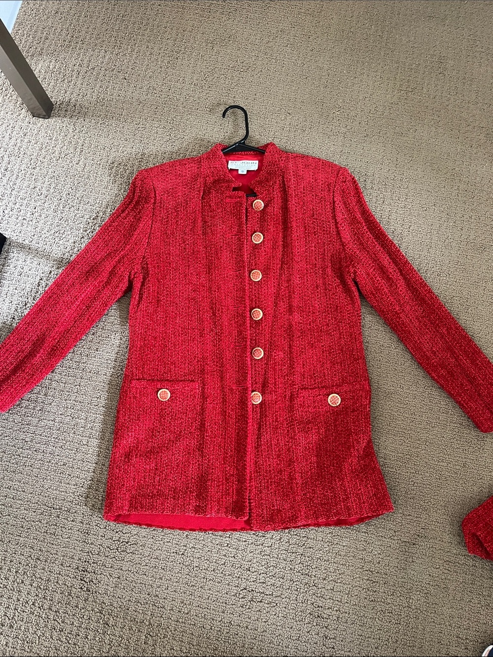 Women’s St John knit skirt suit - Picture 2 of 5